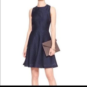 Banana Republic Maritime Navy Fit and Flare
Dress Size Petite 4 NWT